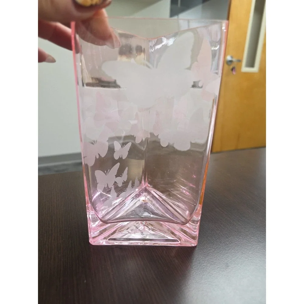 Vintage‎ Butterfly Motif Pink Depression Glass Vase Butterfly